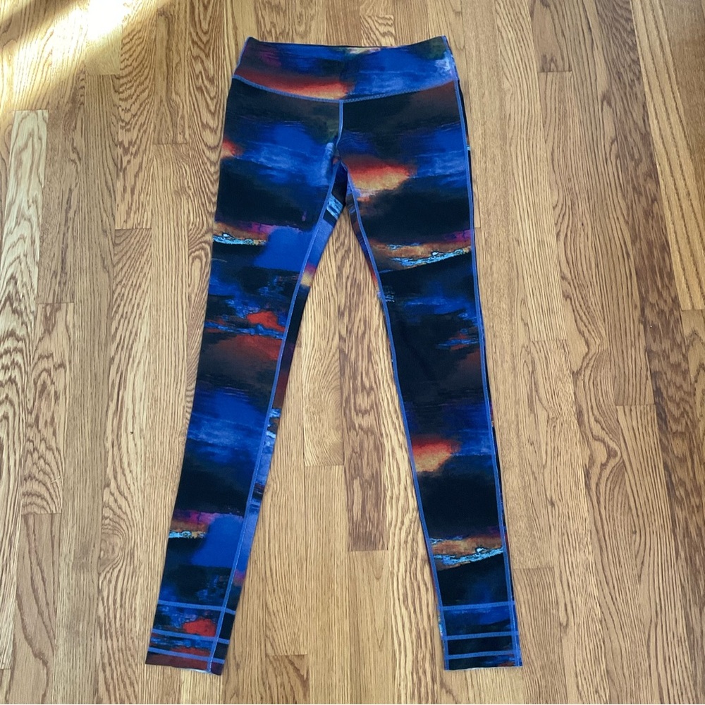 MPG -  Women’s Gallery Collection Active Leggings. Size S
